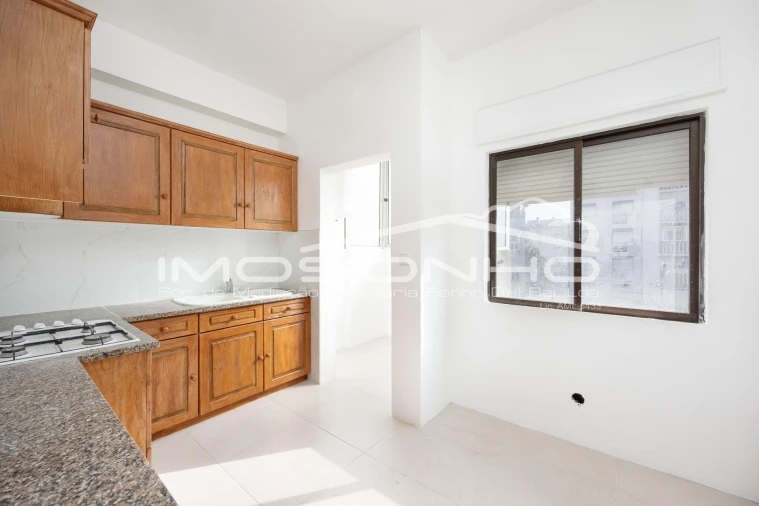 Apartamento T2 para Venda em Marinha Grande Foto 8