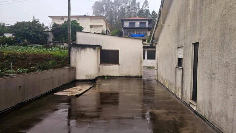Moradia T3 para Venda em Tagilde e Vizela (São Paio)