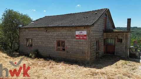 Moradia T3 para Venda em Lagares