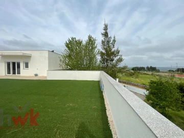 Moradia T4 para Venda em Travanca de Lagos