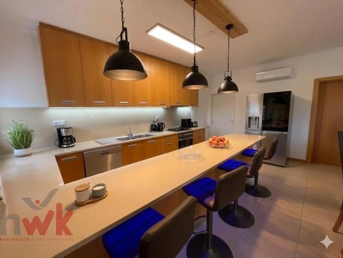 Moradia T4 para Venda em Travanca de Lagos Foto 2