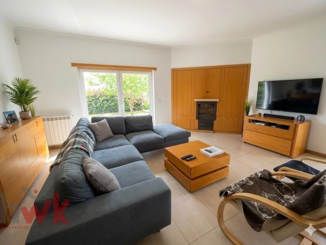 Moradia T4 para Venda em Travanca de Lagos Foto 4