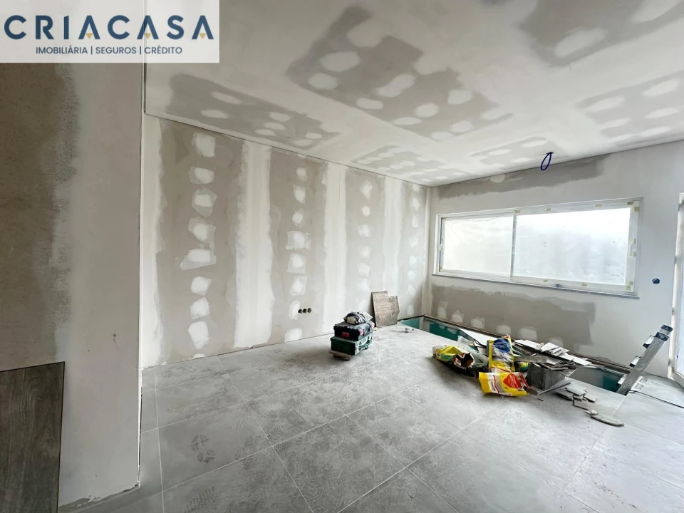 Apartamento T4 para Venda em Viseu Foto 9