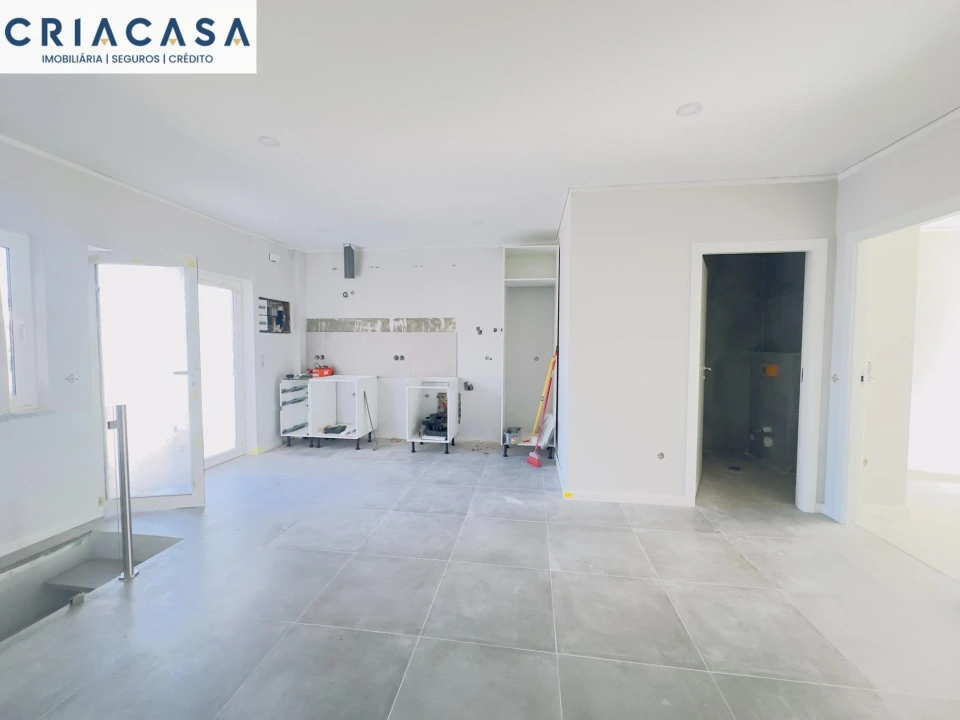 Apartamento T4 para Venda em Viseu Foto 4