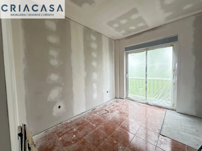Apartamento T4 para Venda em Viseu Foto 17
