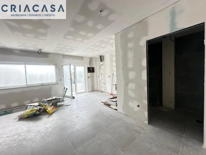 Apartamento T4 para Venda em Viseu Foto 6