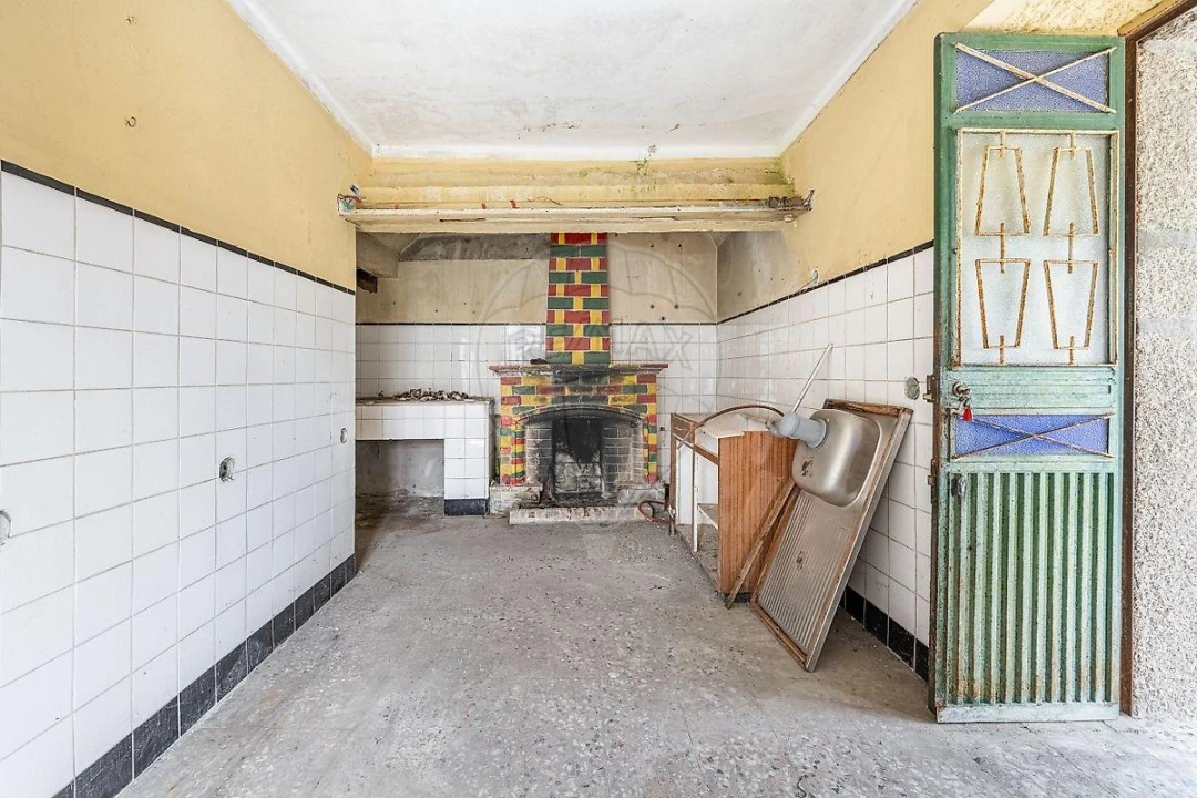 Moradia para Venda em Bouro (Santa Maria) Foto 16