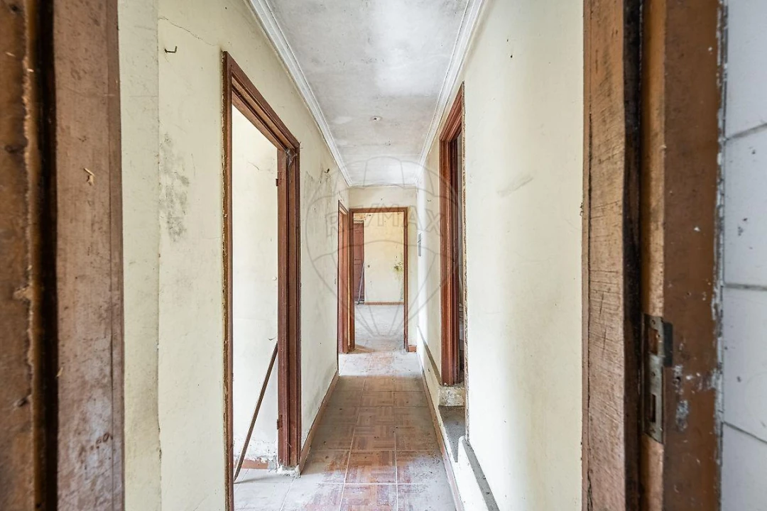 Moradia para Venda em Bouro (Santa Maria) Foto 17