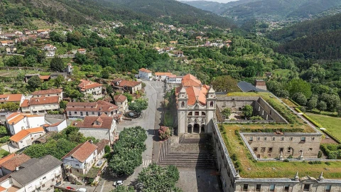 Moradia para Venda em Bouro (Santa Maria)