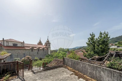 Moradia para Venda em Bouro (Santa Maria)