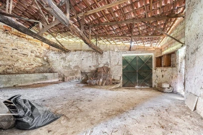 Moradia para Venda em Bouro (Santa Maria)