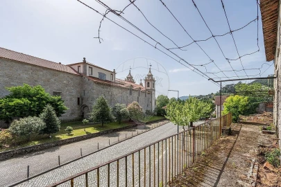 Moradia para Venda em Bouro (Santa Maria)