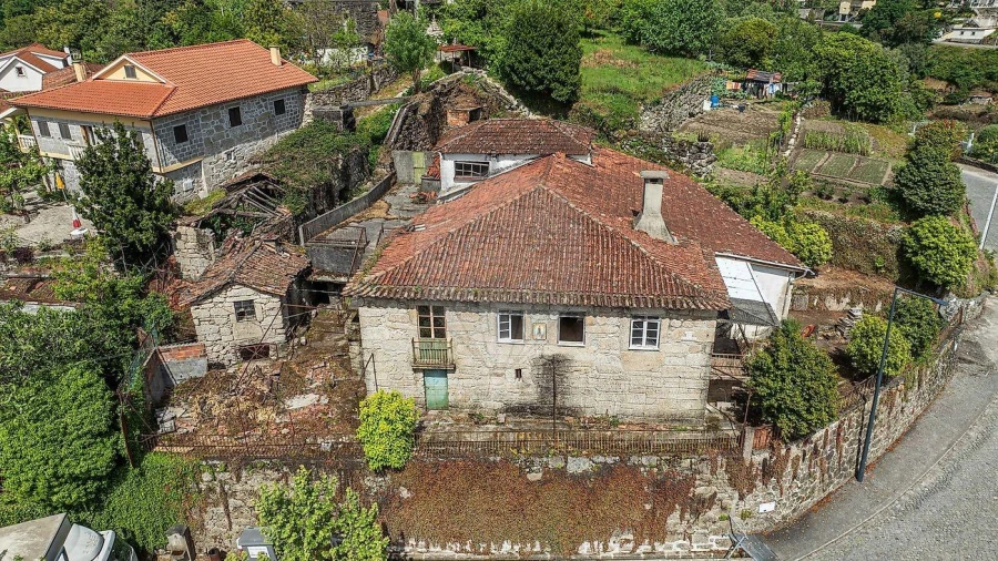 Moradia para Venda em Bouro (Santa Maria) Foto 10