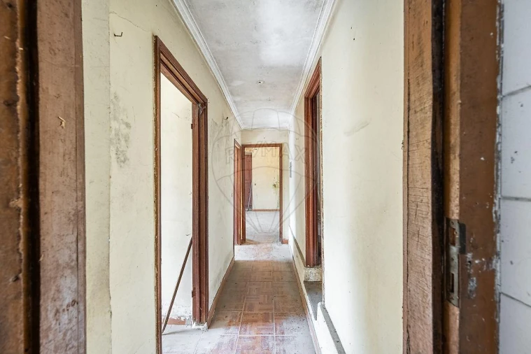 Moradia para Venda em Bouro (Santa Maria) Foto 17