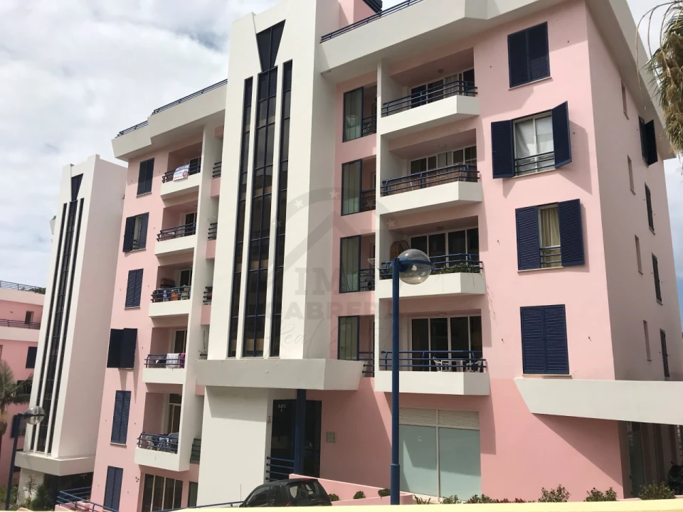 Apartamento T1 para Venda em São Martinho Foto 1