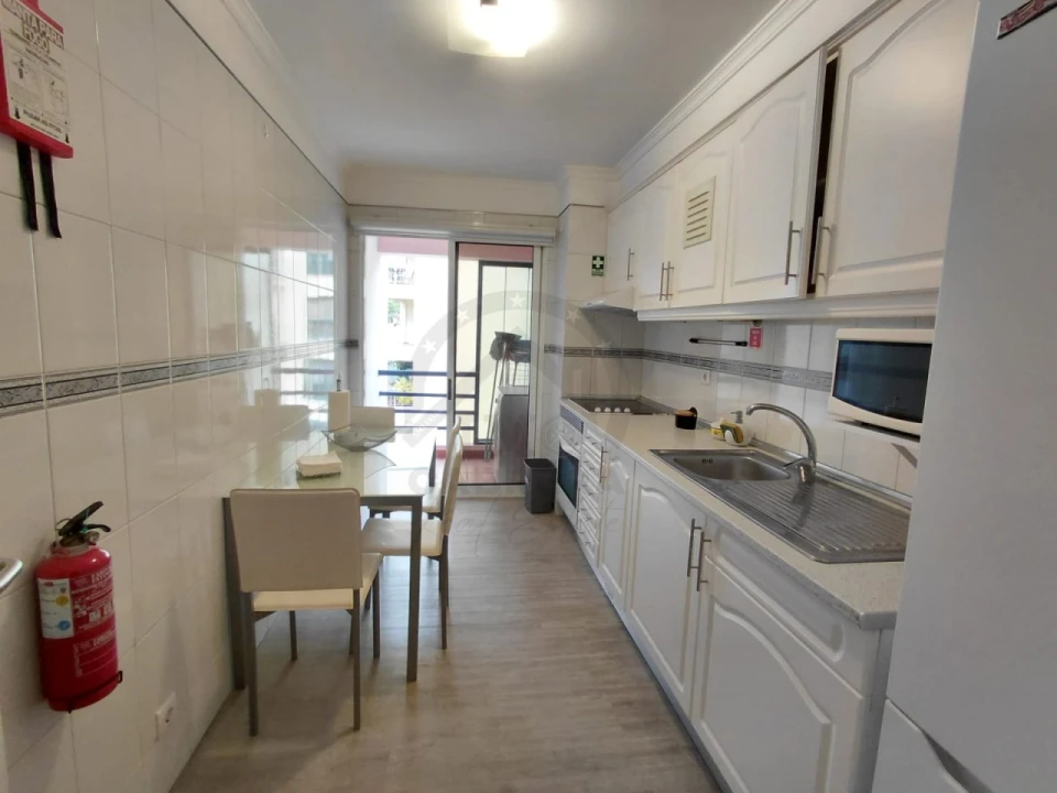 Apartamento T1 para Venda em São Martinho Foto 3