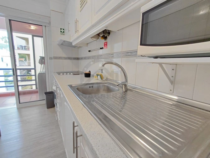 Apartamento T1 para Venda em São Martinho Foto 4