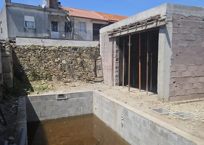 Moradia T3 para Venda em Rio Mau e Arcos Foto 17
