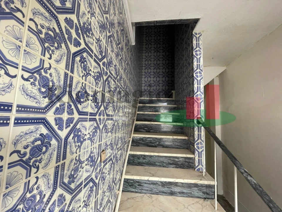 Apartamento T2 para Venda em Vila Nova da Rainha Foto 22