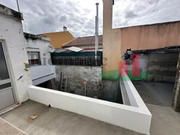 Apartamento T2 para Venda em Vila Nova da Rainha