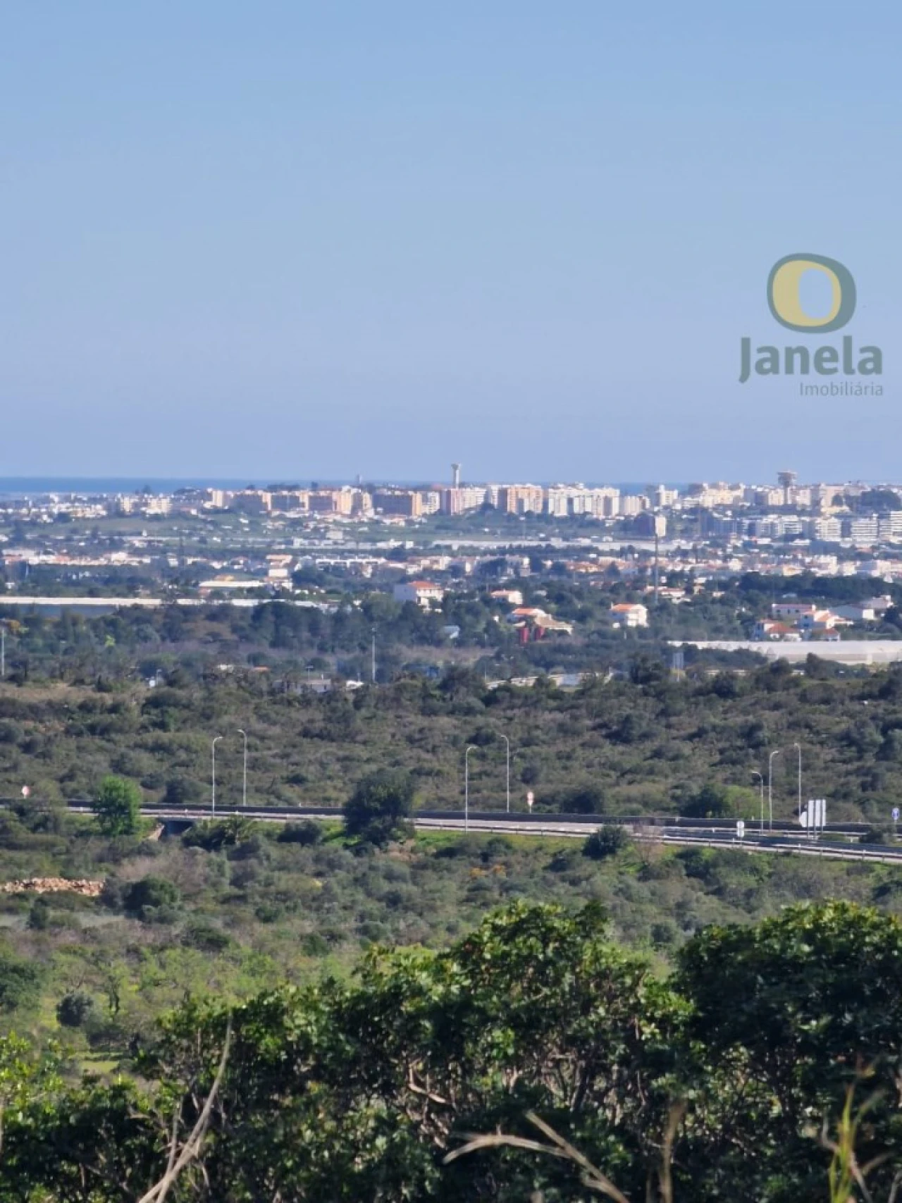 Terreno para Venda em Santa Barbara de Nexe Foto 14