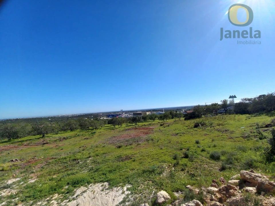 Terreno para Venda em Santa Barbara de Nexe Foto 30