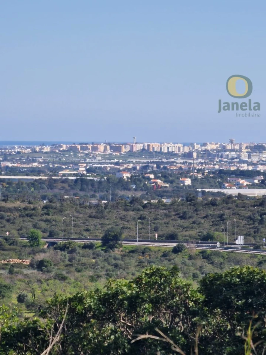 Terreno para Venda em Santa Barbara de Nexe Foto 14