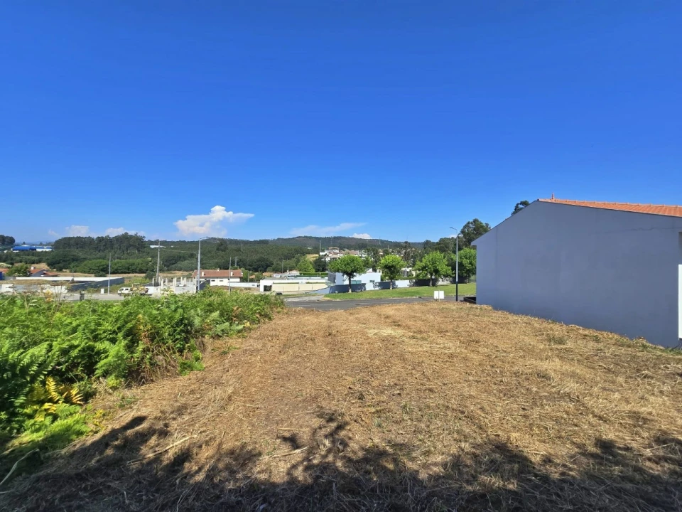 Terreno para Venda em Alvarelhos e Guidões Foto 4