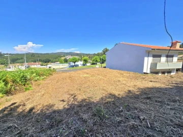 Terreno para Venda em Alvarelhos e Guidões