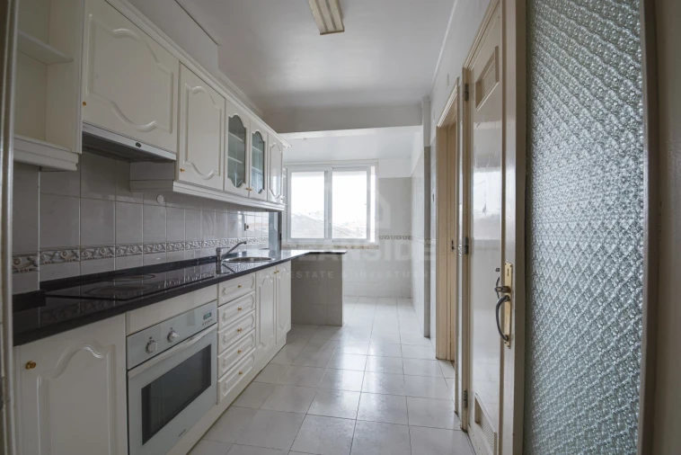 Apartamento T3 para Venda em Cascais e Estoril Foto 2