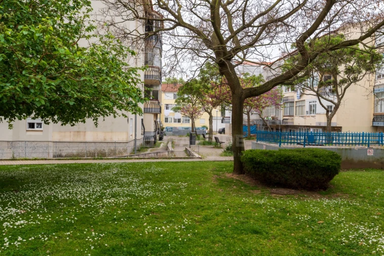 Apartamento T3 para Venda em Cascais e Estoril Foto 31