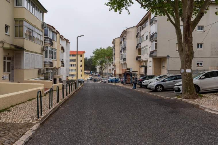 Apartamento T3 para Venda em Cascais e Estoril Foto 35