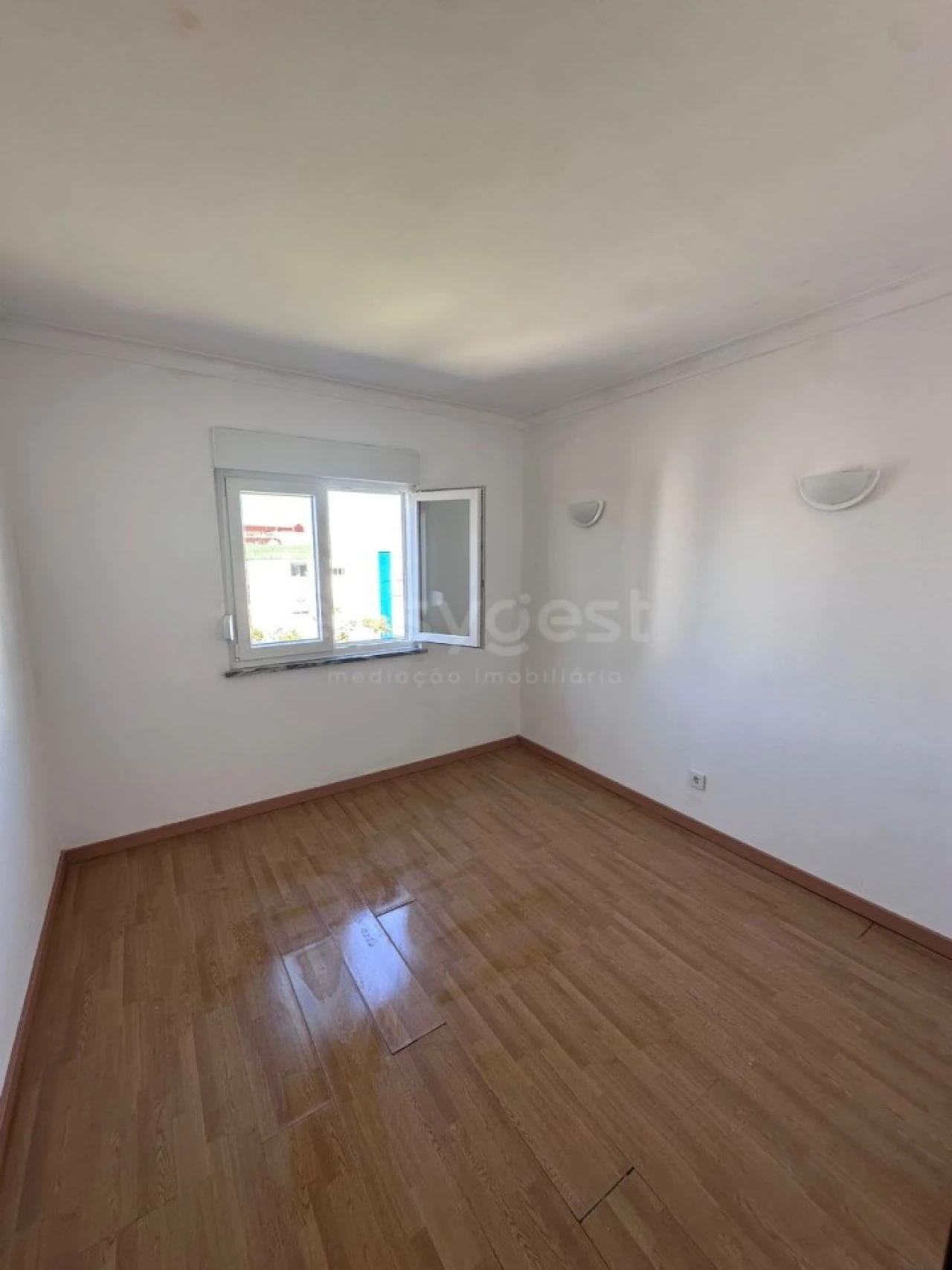 Apartamento T3 para Venda em Portimão Foto 5