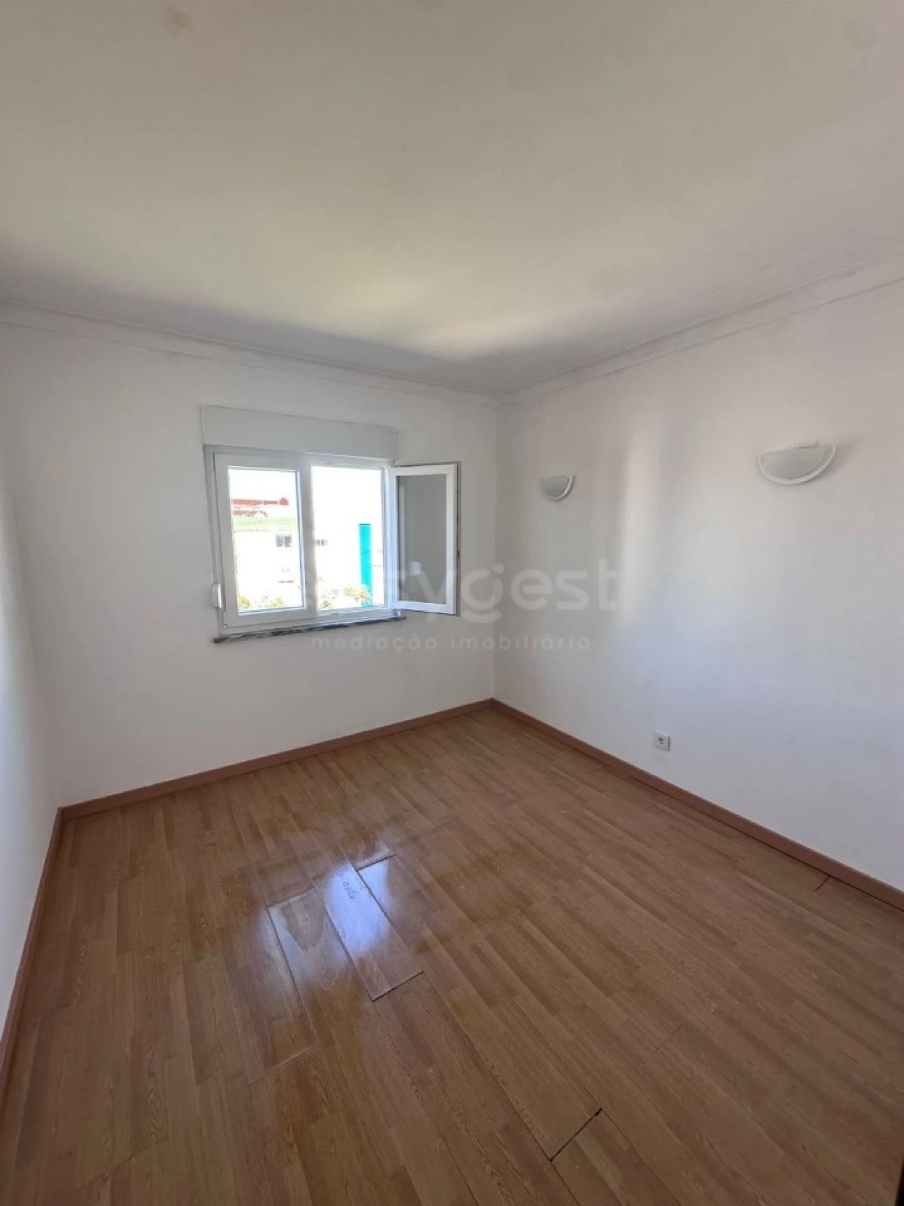 Apartamento T3 para Venda em Portimão Foto 2
