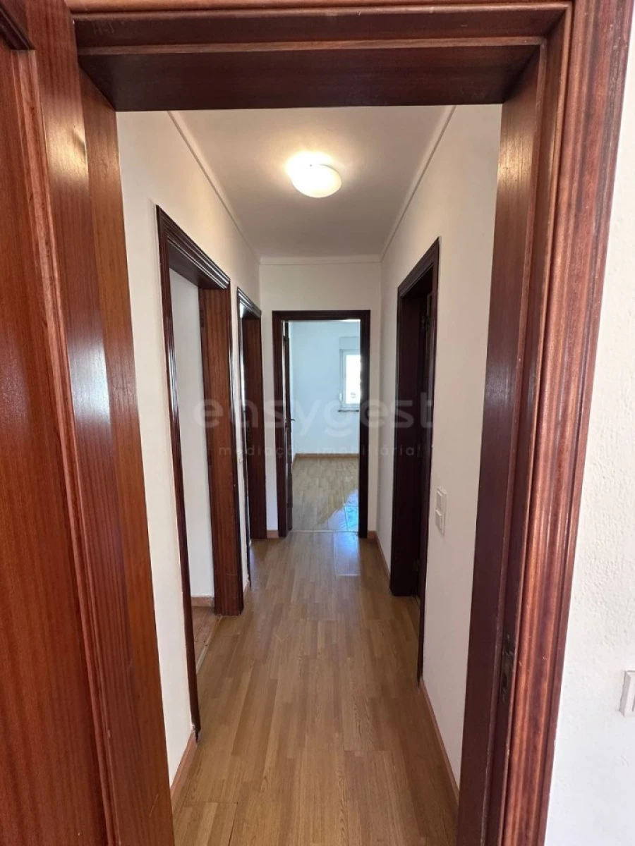 Apartamento T3 para Venda em Portimão Foto 11