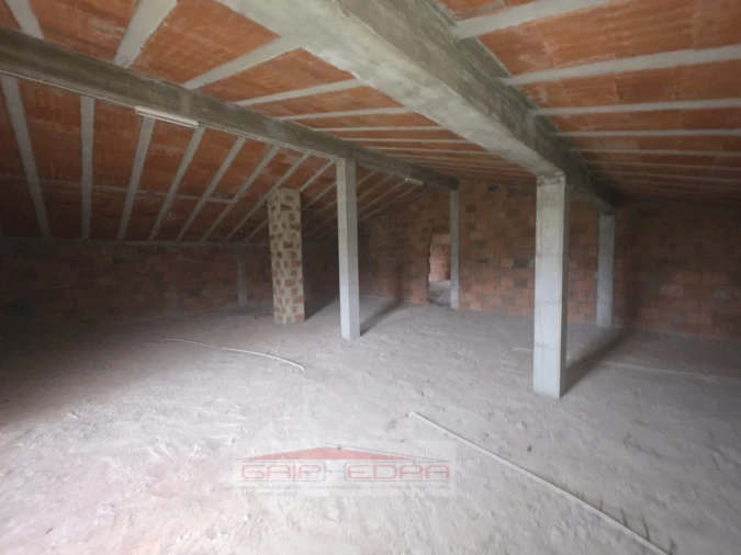 Moradia T4 para Venda em Ferro Foto 32