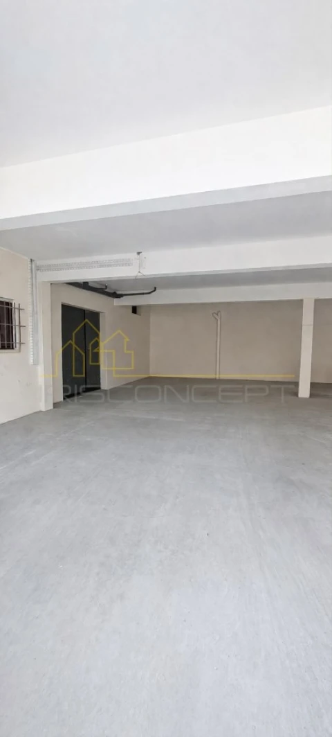 Apartamento T1 para Venda em Colmeias e Memória