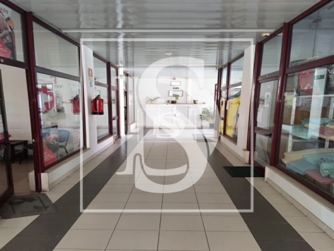 Loja para Venda em Abrantes (São Vicente e São João) e Alferrarede Foto 9