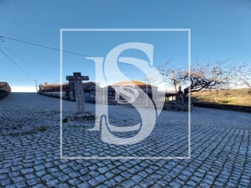 Moradia T3 para Venda em Cambra e Carvalhal de Vermilhas