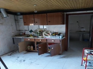 Moradia T3 para Venda em Cambra e Carvalhal de Vermilhas