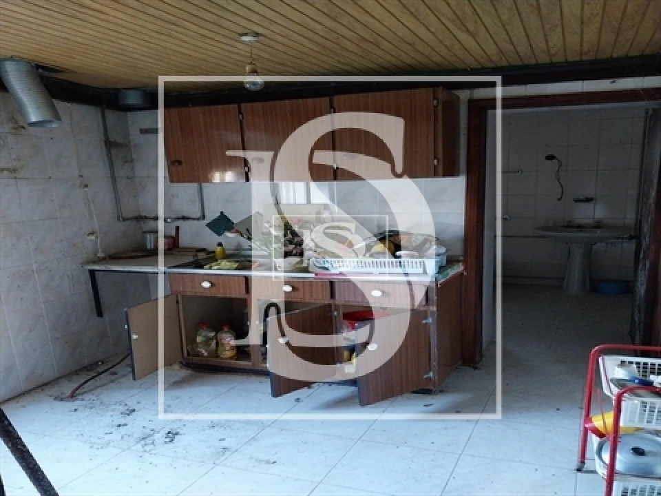 Moradia T3 para Venda em Cambra e Carvalhal de Vermilhas Foto 8