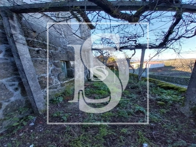 Moradia T3 para Venda em Cambra e Carvalhal de Vermilhas Foto 13