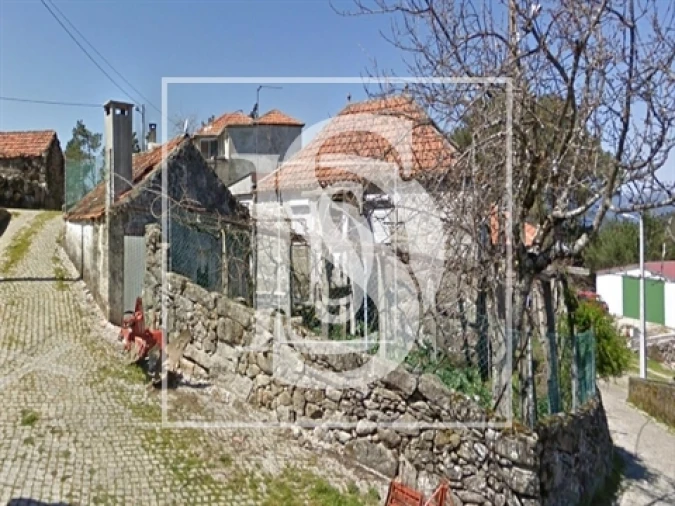 Moradia T3 para Venda em Cambra e Carvalhal de Vermilhas Foto 2