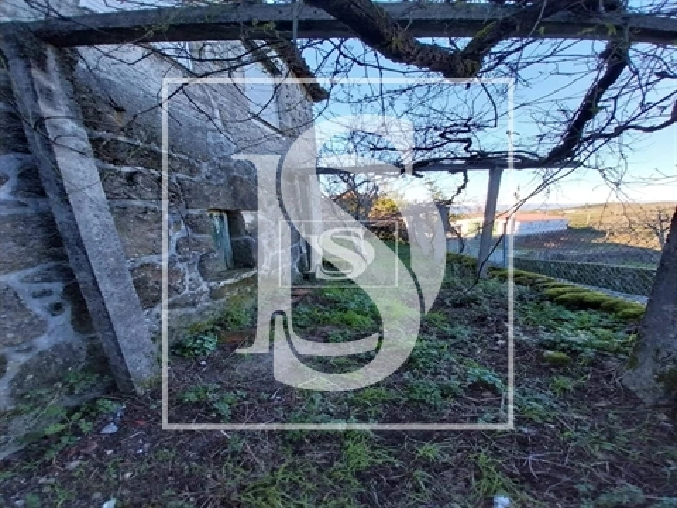 Moradia T3 para Venda em Cambra e Carvalhal de Vermilhas Foto 13