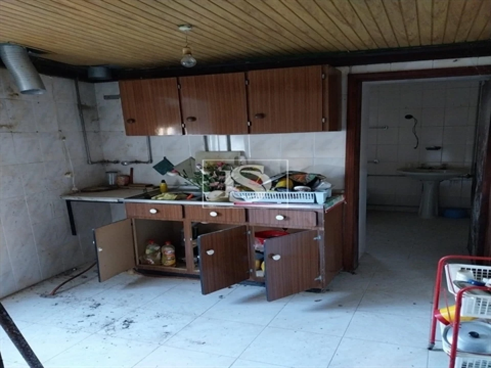 Moradia T3 para Venda em Cambra e Carvalhal de Vermilhas Foto 8