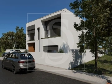 Moradia T4 para Venda em Nossa Sra de Fatima