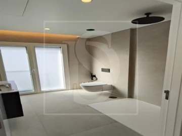 Moradia T4 para Venda em Nossa Sra de Fatima