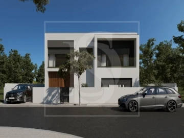 Moradia T4 para Venda em Nossa Sra de Fatima