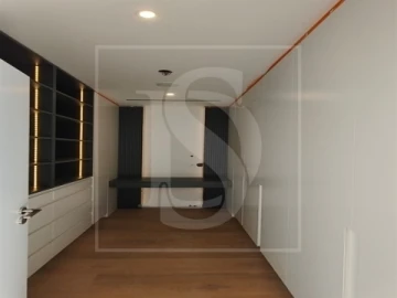 Moradia T4 para Venda em Nossa Sra de Fatima