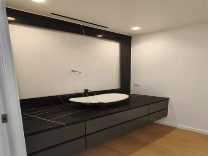 Moradia T4 para Venda em Nossa Sra de Fatima Foto 6